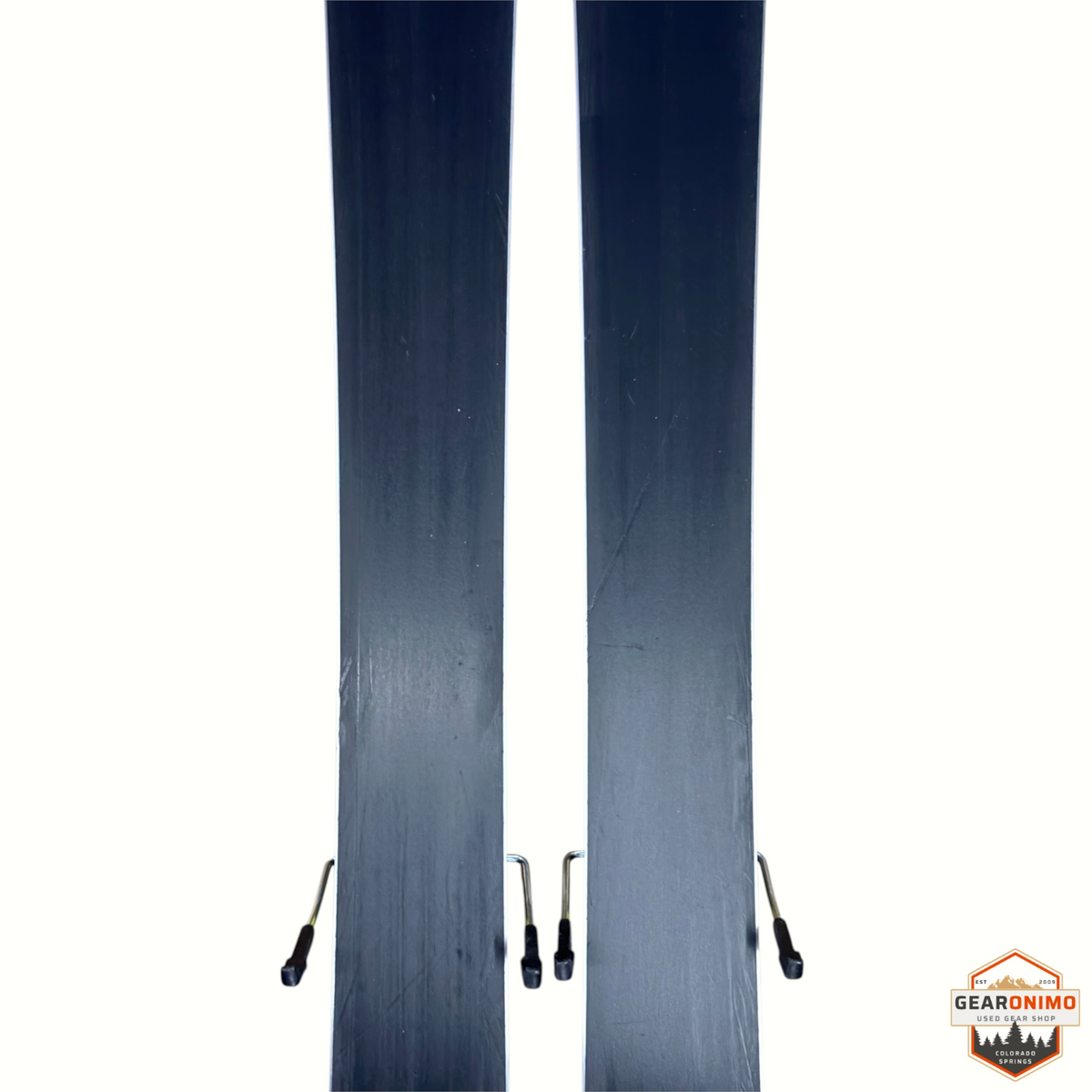 Gearonimo Sports Rossignol Sender Soul 102 skis with Look Nx 12 bindings, featuring black bases in 164cm length.