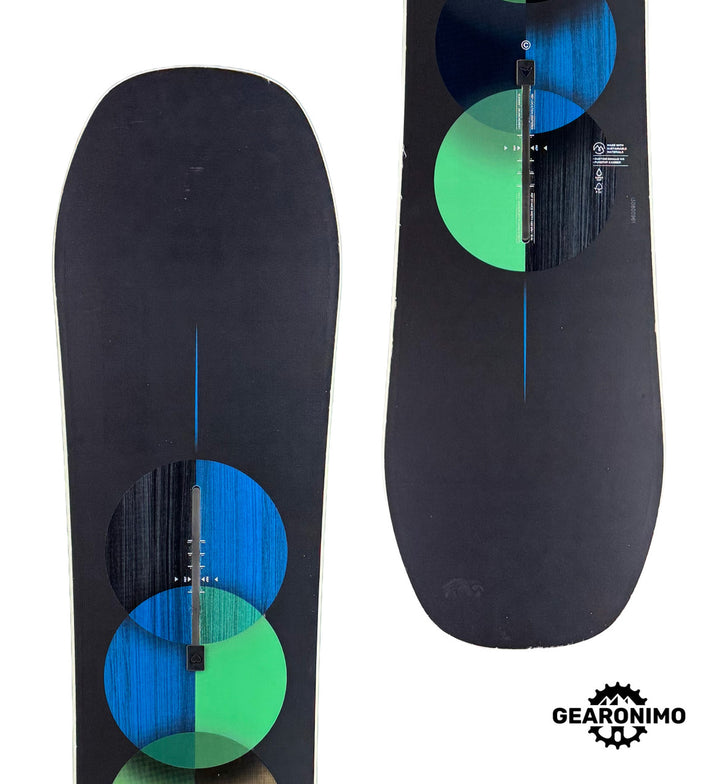 Burton Custom Smalls Snowboard (2025) - 145cm (B) - image 1