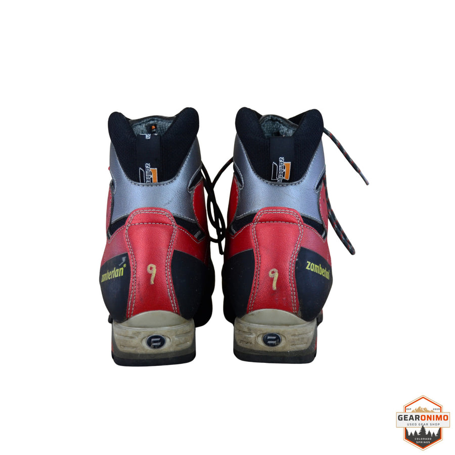 Zamberlan Fitz Roy Mountaineering Boots - Men's 9 - image 1