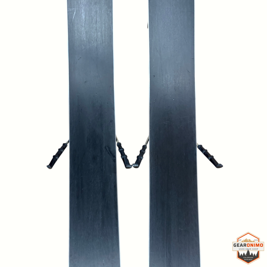 Gearonimo Sports Völkl Secret 92 skis with Tyrolia Sp 10 bindings, 149cm length, showing black bases.