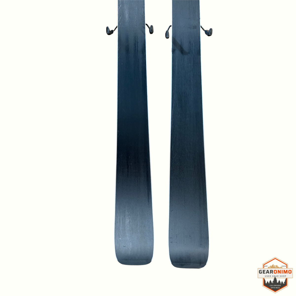 Gearonimo Sports Rossignol Experience 78 skis with black bases and Look Xpress 11 bindings, top-down view