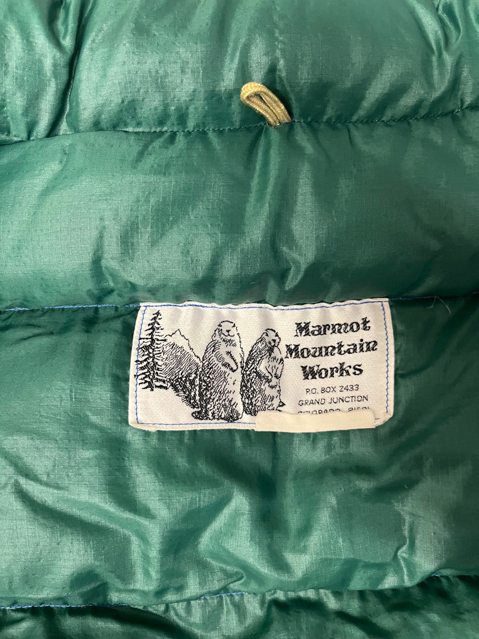 Vintage Marmot Down Jacket - (fits like a Med/LG) - image 8