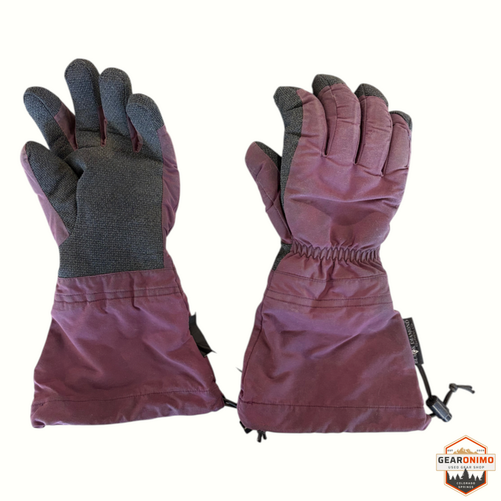 Gearonimo Sports vintage Black Diamond winter gloves in plum purple with textured grey palms and gauntlet cuffs