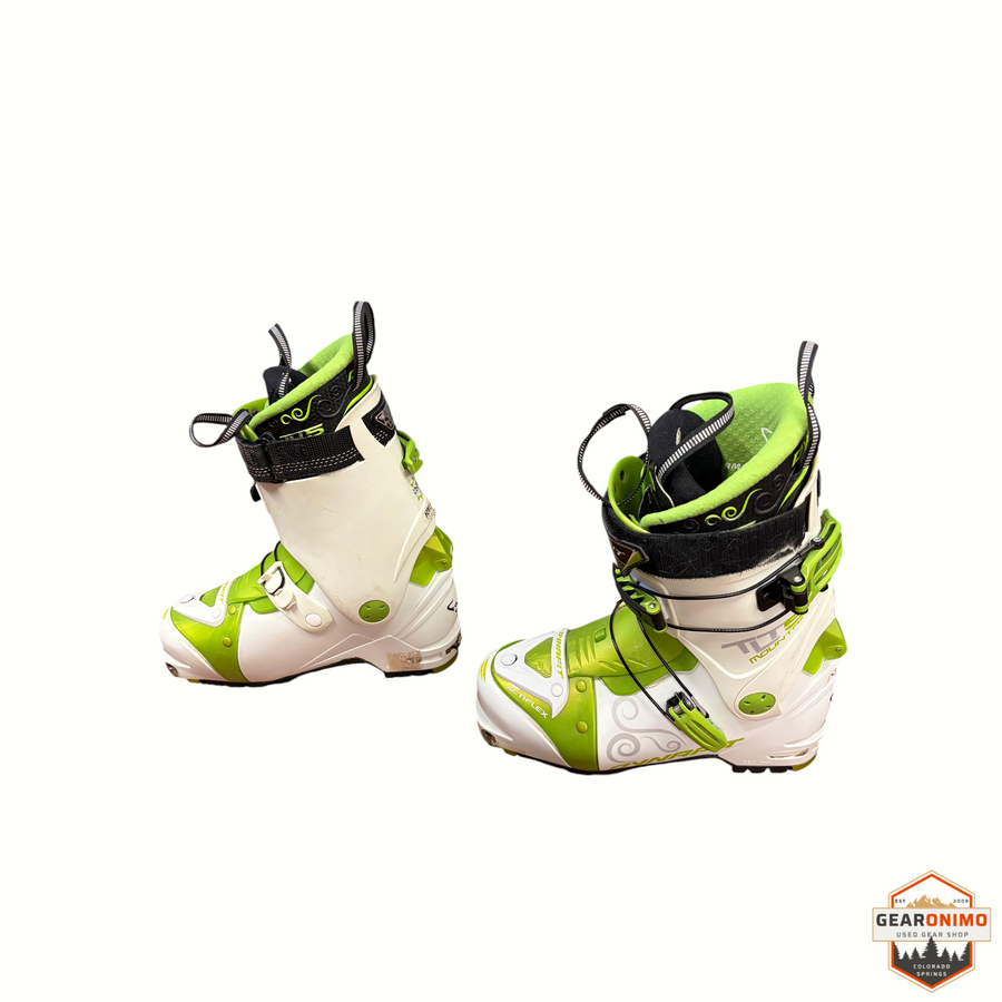 Gearonimo Sports Dynafit Actiflex Tlt 5 ski boots in white and lime green with adjustable buckles and liners