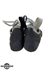 Black Diamond Climbing shoes - Euro 39 - image 2