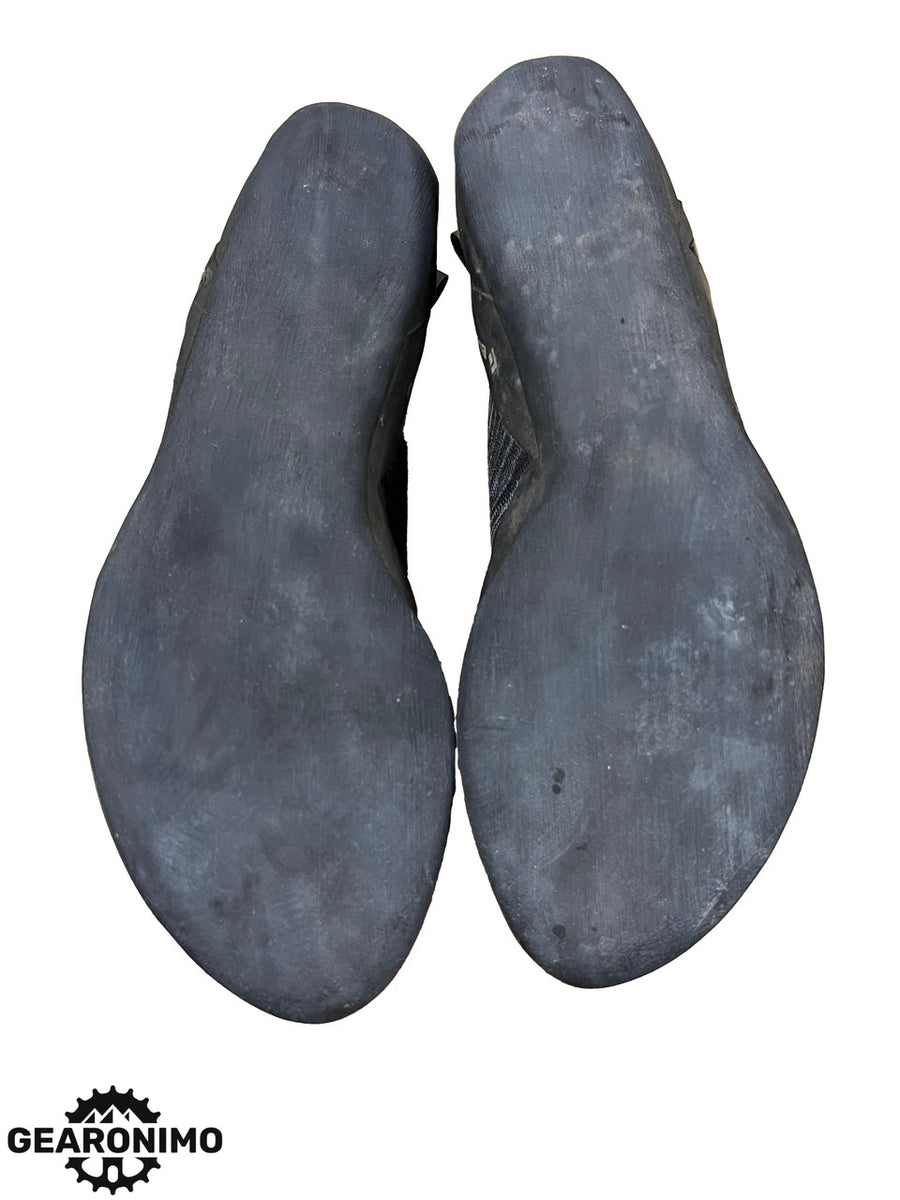 Black Diamond Climbing shoes - Euro 39 - image 3