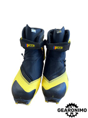 Salomon Race Skate 9 boots (sz 5.5) - image 2