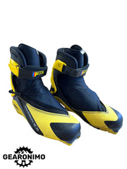 Salomon Race Skate 9 boots (sz 5.5) - image 3