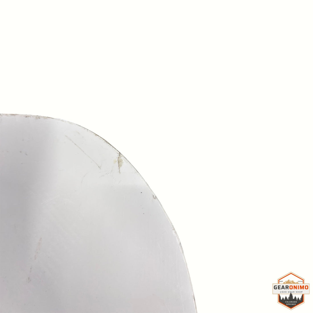 Gearonimo Sports GNU B Nice 142cm snowboard with hybrid rocker profile, twin shape, and soft flex for beginner riders.