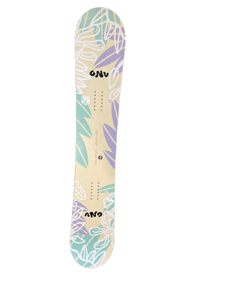 Gnu Velvet Snowboard - 150cm - image 1