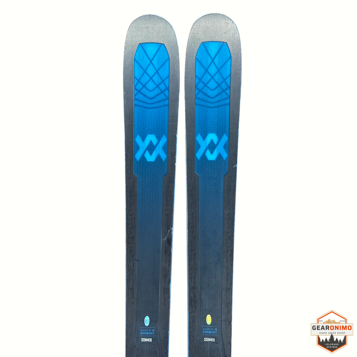 Völkl Mantra 88 Skis with Salomon M11 Bindings - Size 184cm