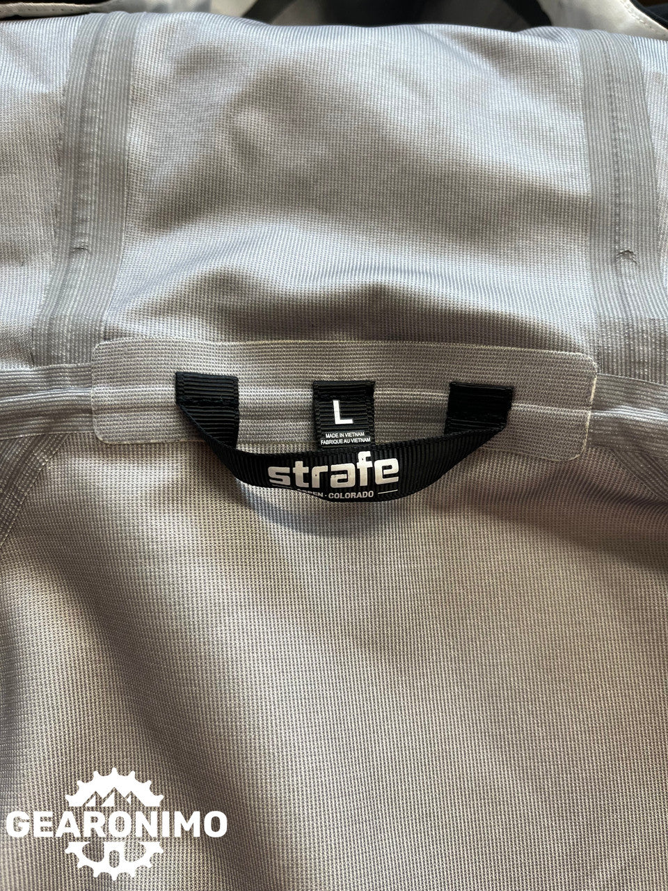 Strafe 3L Snow Jacket Mens L - image 5